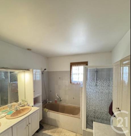 Maison à vendre  5 pièces - 114 m2 LA LONDE LES MAURES - 83