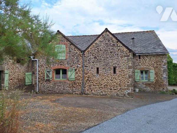 A Vendre, à ST HILAIRE DU MAINE (53380). Dans Hameau, une maison à usage d'habitation, comprena...