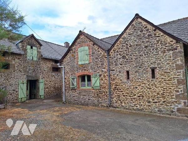 A Vendre, à ST HILAIRE DU MAINE (53380). Dans Hameau, une maison à usage d'habitation, comprena...