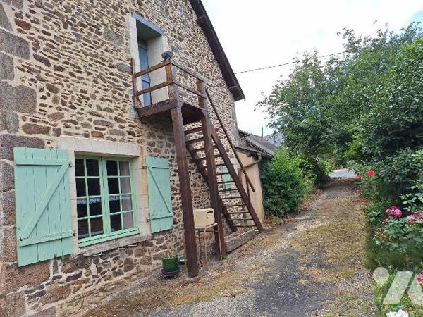 A Vendre, à ST HILAIRE DU MAINE (53380). Dans Hameau, une maison à usage d'habitation, comprena...