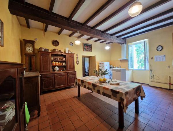 Maison à vendre à Barbezieux-Saint-Hilaire (16300) - Charente