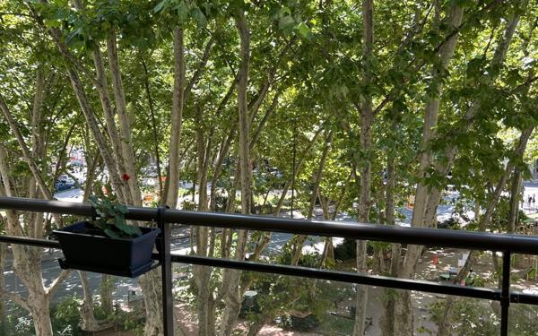 Appartement à vendre    3 pièces • 95,03 m2 Lyon 3