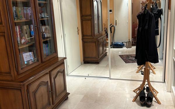 Appartement à vendre    3 pièces • 95,03 m2 Lyon 3