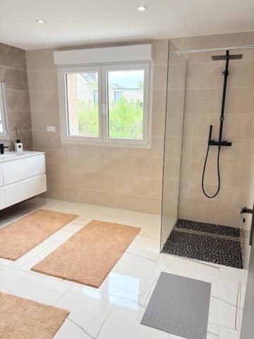 Maison récente, confortable et familiale !!