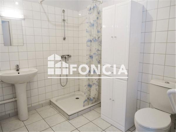Location Studio meublé 29.6 m² - 13 RUE JULIEN SALLES Flers 61100