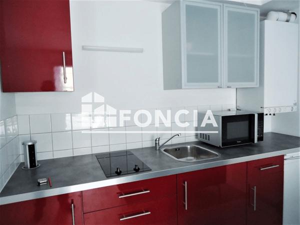 Location Studio meublé 29.6 m² - 13 RUE JULIEN SALLES Flers 61100