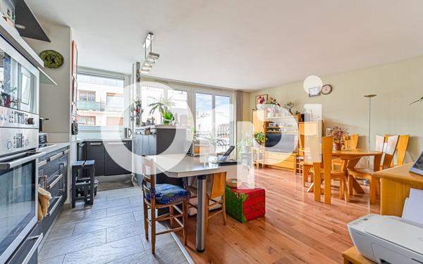 Appartement à vendre    2 pièces • 52,10 m2 Paris 19