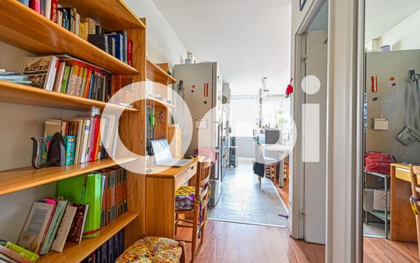 Appartement à vendre    2 pièces • 52,10 m2 Paris 19