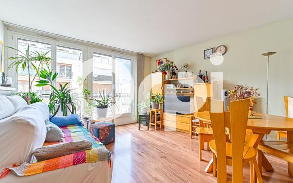 Appartement à vendre    2 pièces • 52,10 m2 Paris 19