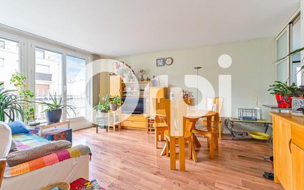 Appartement à vendre    2 pièces • 52,10 m2 Paris 19