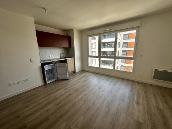 L'adresse vous propose un studio,