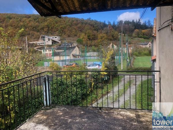 Maison de 3 appartements deux T2 et un T3