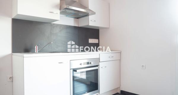 Location Local commercial 5 pièces 67.5 m² - Audincourt 25400