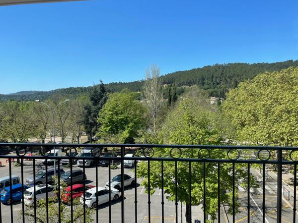 Bel appartement T3 à Taradeau, cœur de la Provence