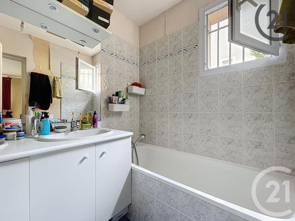 Maison à vendre  7 pièces - 173,48 m2 SAVIGNY LE TEMPLE - 77