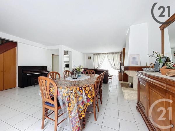 Maison à vendre  7 pièces - 173,48 m2 SAVIGNY LE TEMPLE - 77