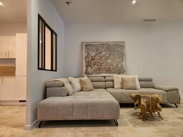 Maison neuve de 190 m² qui mélange le style urbain et une touche de Bali