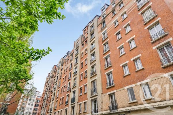 Appartement F2 à vendre  2 pièces - 30,84 m2 PARIS - 75020