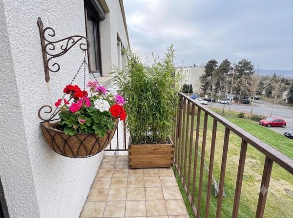 Appartement de 54 m2 avec balcon , Quartier l' Abbaye à Poissy