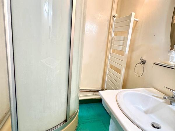 Appartement de 54 m2 avec balcon , Quartier l' Abbaye à Poissy