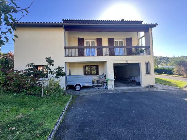 Maison 3 chambres et sous sol Cransac les therme Aveyron