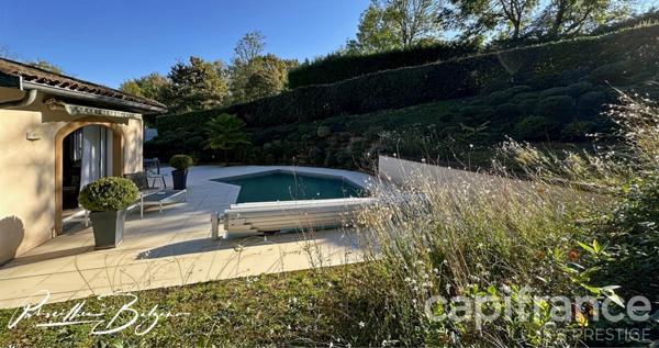 NOUVEAUTÉ À CHARBONNIÈRES-LES-BAINS : Villa d’Architecte 210 m² avec Piscine !