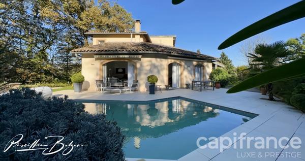 NOUVEAUTÉ À CHARBONNIÈRES-LES-BAINS : Villa d’Architecte 210 m² avec Piscine !