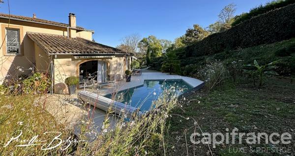 NOUVEAUTÉ À CHARBONNIÈRES-LES-BAINS : Villa d’Architecte 210 m² avec Piscine !
