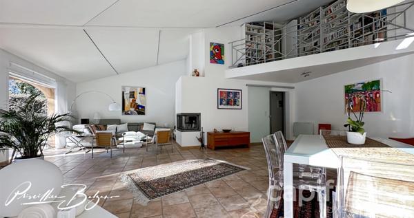 NOUVEAUTÉ À CHARBONNIÈRES-LES-BAINS : Villa d’Architecte 210 m² avec Piscine !