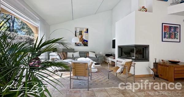 NOUVEAUTÉ À CHARBONNIÈRES-LES-BAINS : Villa d’Architecte 210 m² avec Piscine !