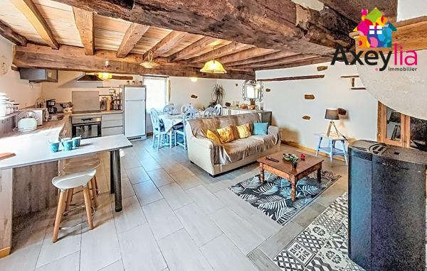 Charlieu (42190) A VENDRE - SECTEUR CHARLIEU - CHAMBRES D HOTES + GITE