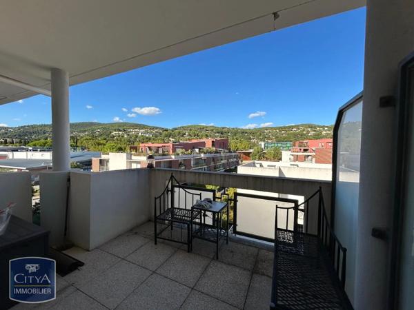 Appartement à louer 2 pièces 41.5m²