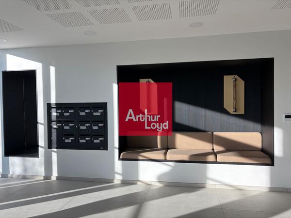 Bureaux à louer à Grenoble dans immeuble neuf avec grandes terrasses