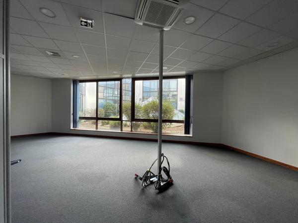 Bureaux à louer à SAINT ETIENNE DU ROUVRAY 76800