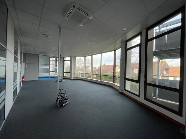 Bureaux à louer à SAINT ETIENNE DU ROUVRAY 76800
