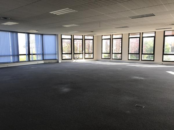 Bureaux à louer à SAINT ETIENNE DU ROUVRAY 76800