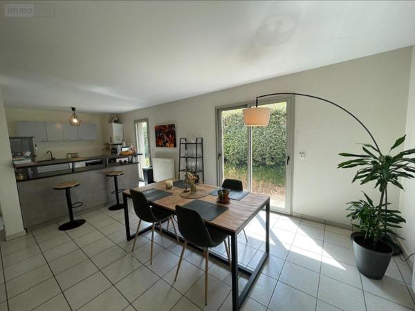 Appartement à vendre à Bourg-en-Bresse dans l'Ain (01000), ref : 01083-1910