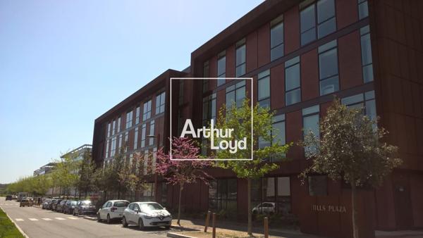 Bureaux à louer à Balma dans immeuble RT 2012 avec parkings extérieurs