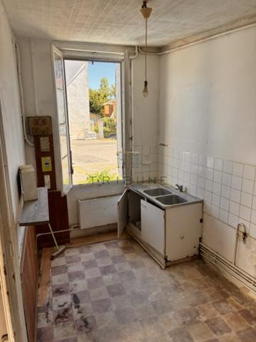 Maison 6 pièce(s) 4 chambre(s) 83 m²