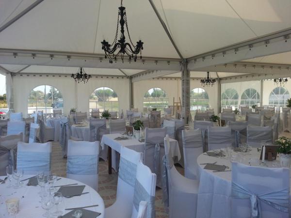 Salle réception avec autorisations