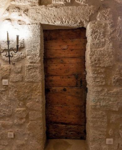 INVESTISSEMENT D'EXCEPTION À UZÈS : LE PRESTIGE DU XVIIè SIÈCLE