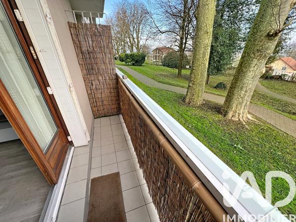 Location appartement 4 pièces 68 m² Ablon-sur-Seine