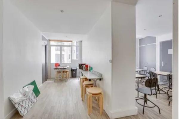 Bureaux à vendre ou à louer à PARIS 75016