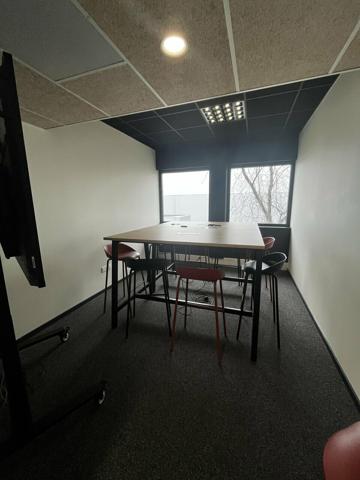 BUREAUX à LOUER de 690 m²
