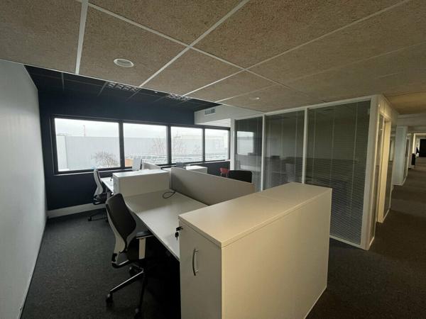 BUREAUX à LOUER de 690 m²