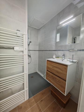Maison 5 pièces avec jardin et garage – Centre de Vernoux