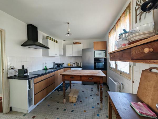 Maison 5 pièces avec jardin et garage – Centre de Vernoux