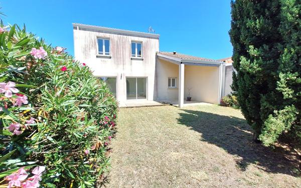 Maison à vendre    4 pièces •  Médis