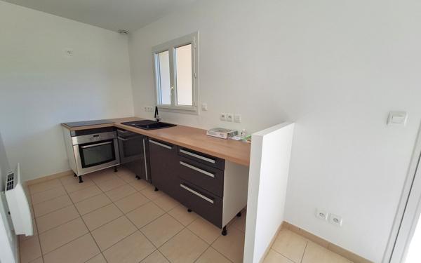 Maison à vendre    4 pièces •  Médis