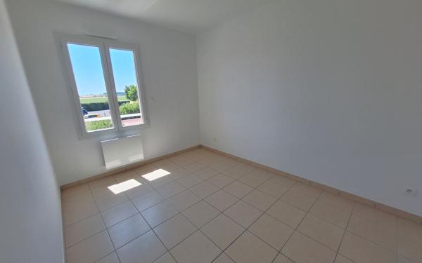 Maison à vendre    4 pièces •  Médis